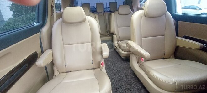 Kia Carnival-3