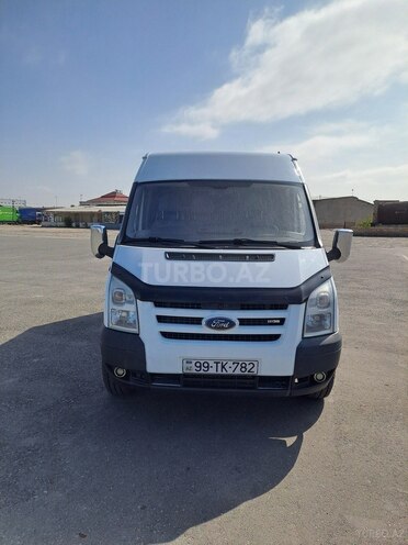 Ford Transit-1