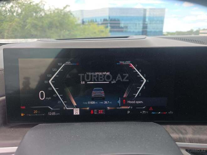 BMW X7-9