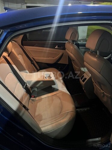 Hyundai Sonata-8