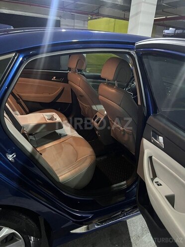 Hyundai Sonata-9