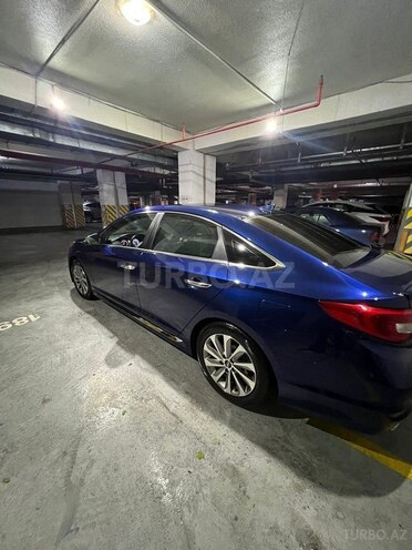 Hyundai Sonata-15