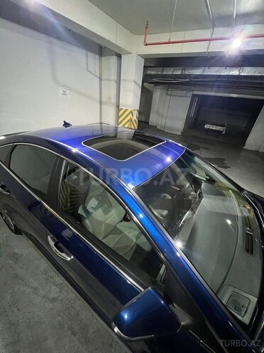 Hyundai Sonata-5