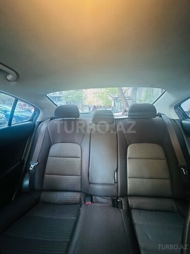Kia Cerato-13