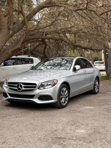 Mercedes C 300 4MATIC-1