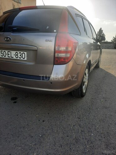 Kia Ceed SW-10