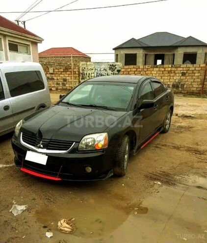 Mitsubishi Galant-4