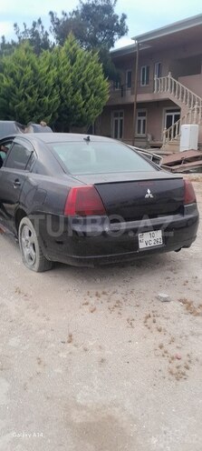 Mitsubishi Galant-3