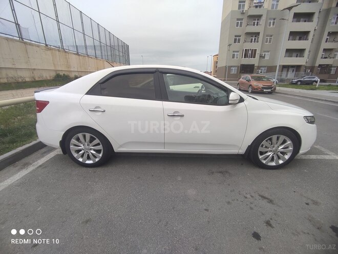 Kia Cerato-8
