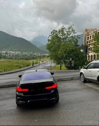 BMW 520-2