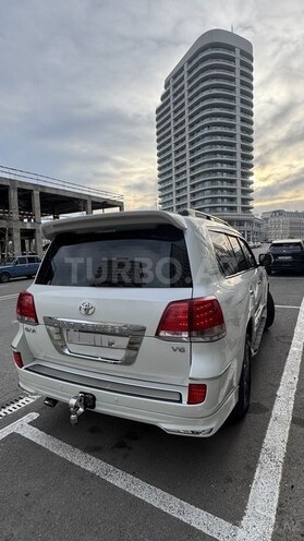 Toyota Land Cruiser-4