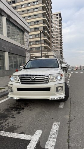 Toyota Land Cruiser-1