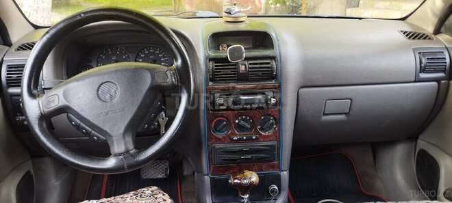Opel Astra-2