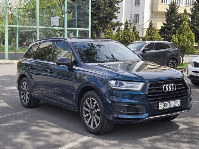 Audi Q7-2