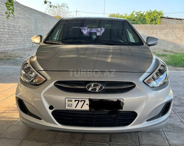 Hyundai Accent-1