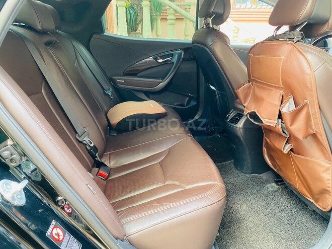 Hyundai Grandeur-13