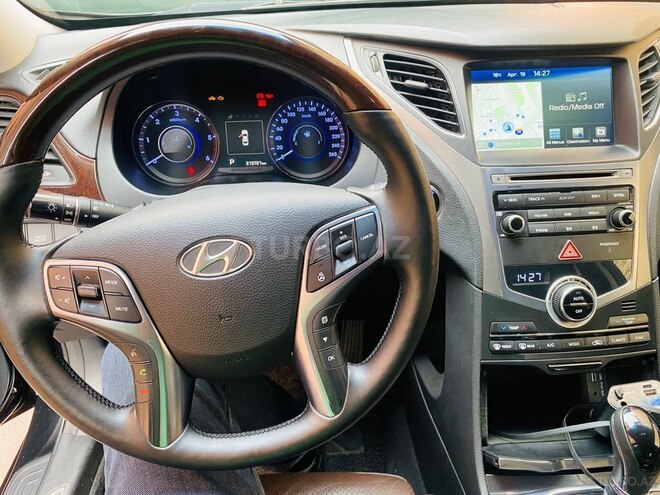 Hyundai Grandeur-11