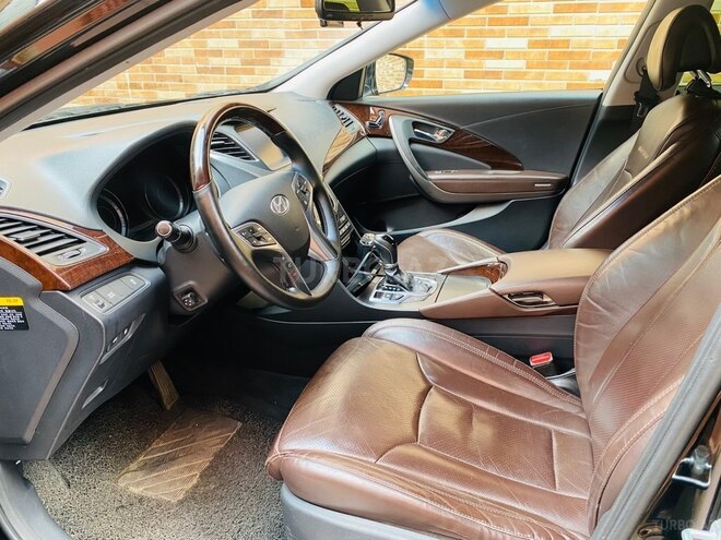 Hyundai Grandeur-7