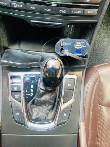 Hyundai Grandeur-12