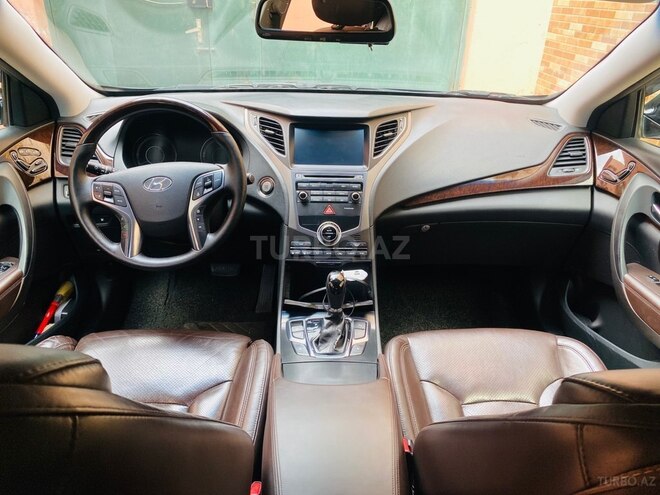 Hyundai Grandeur-6