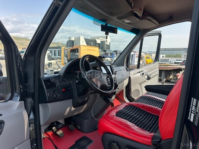 Mercedes Sprinter 208-5