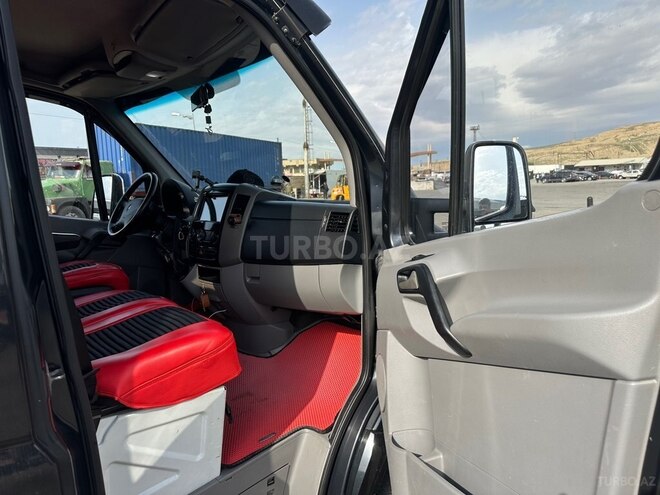 Mercedes Sprinter 208-6