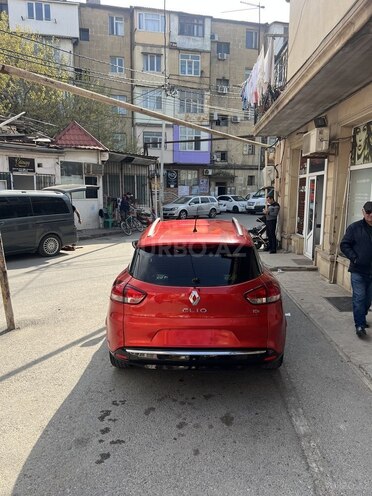 Renault Clio-8