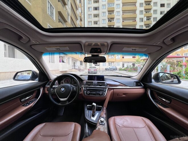 BMW 320-12