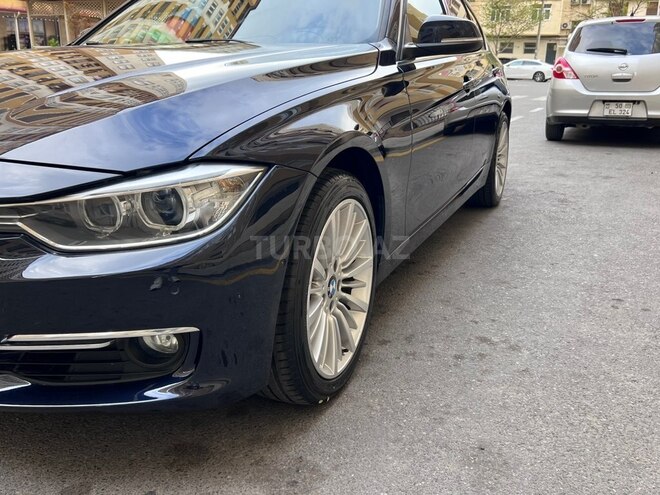 BMW 320-9