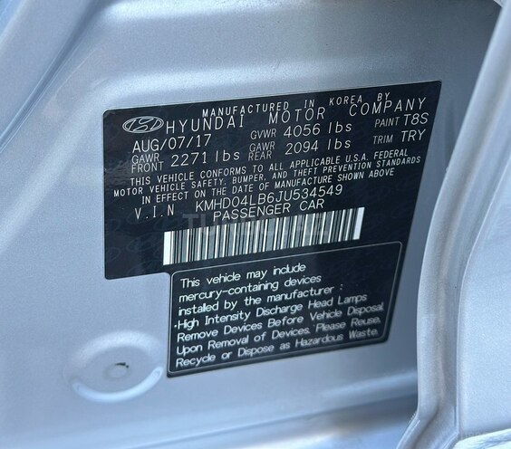 Hyundai Elantra-21