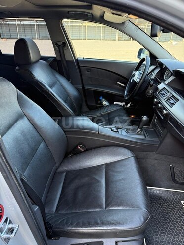 BMW 520-9