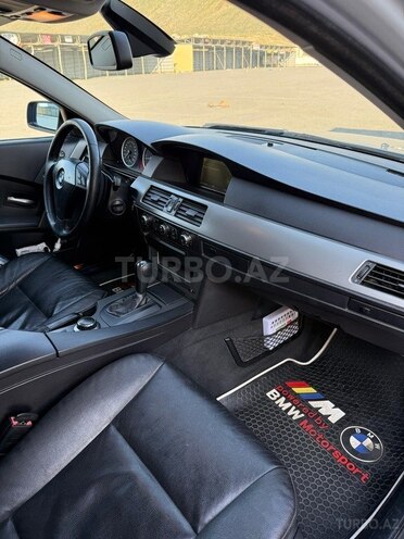 BMW 520-8