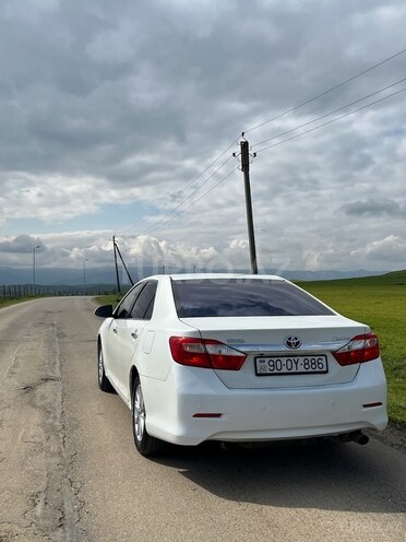 Toyota Camry-4