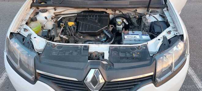 Renault Logan-9