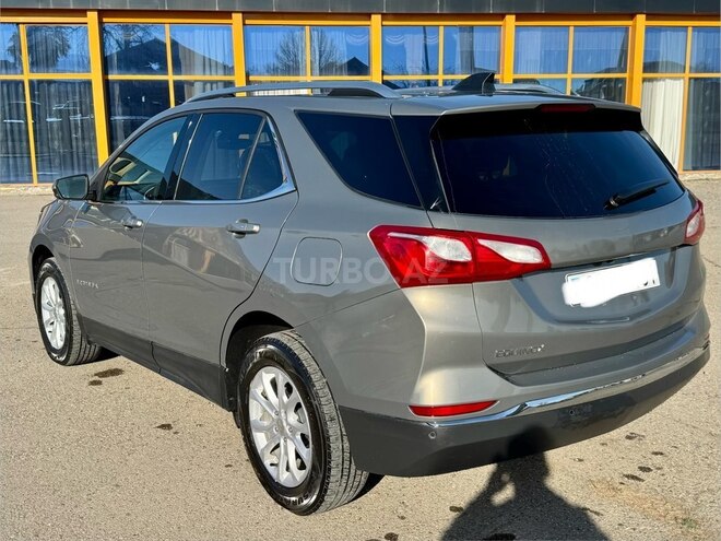 Chevrolet Equinox-7
