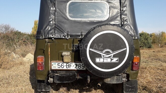 UAZ 469-10