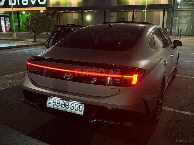 Hyundai Sonata-10