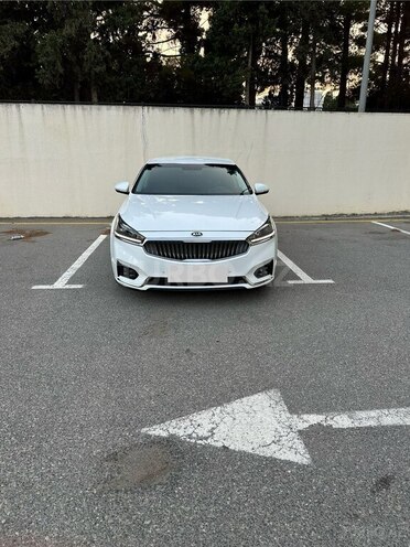 Kia K7-1
