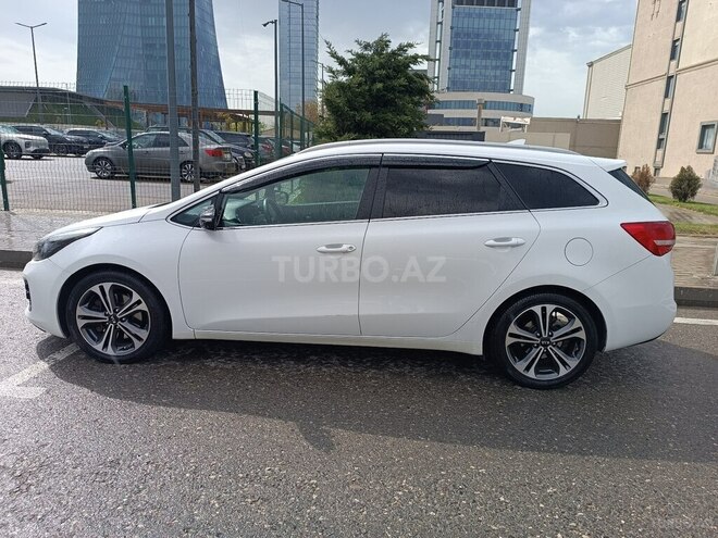 Kia Ceed-4