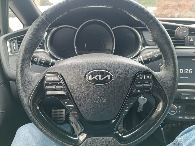 Kia Ceed-9
