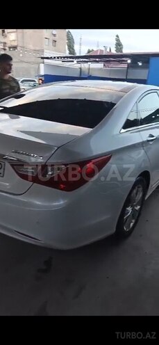 Hyundai Sonata-3