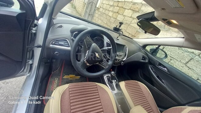 Chevrolet Cruze-2