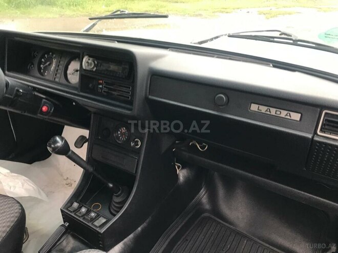 LADA (VAZ) 2107-5