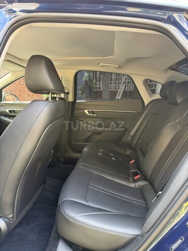 Hyundai Sonata-11