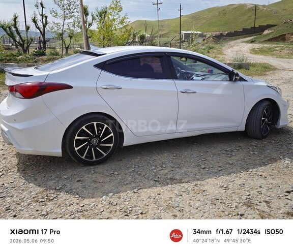 Hyundai Avante-4