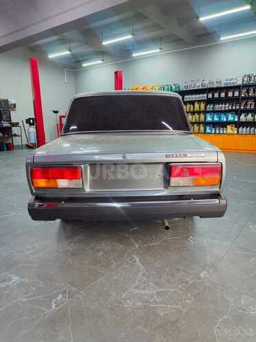 LADA (VAZ) 2107-2