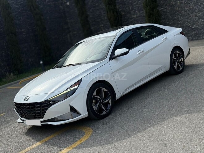 Hyundai Elantra-2