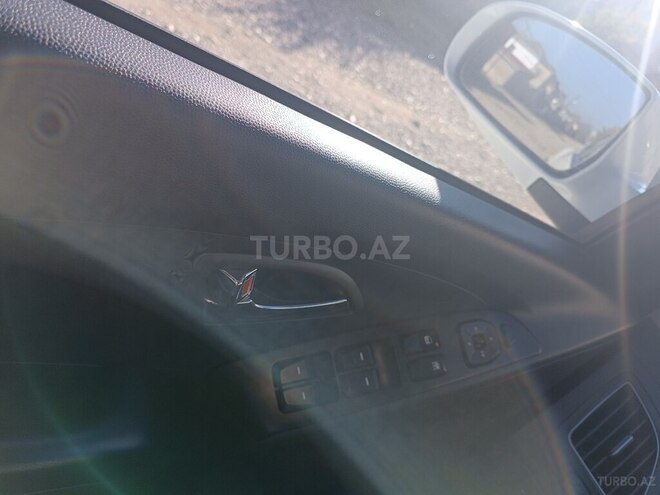 Hyundai Tucson-5