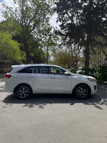 Kia Sorento-7