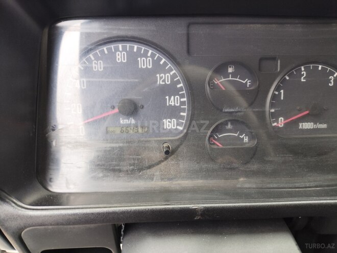 Isuzu NQR 71 PL-4